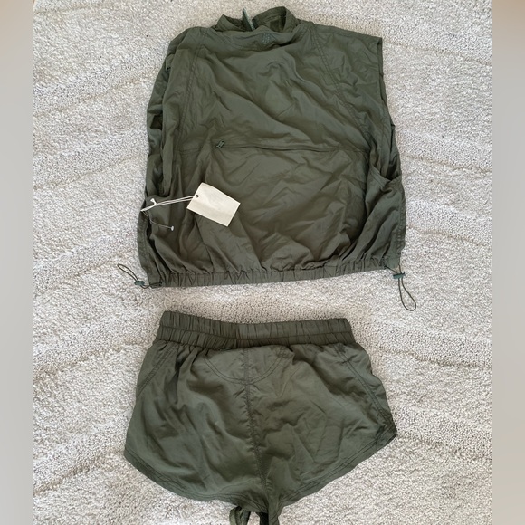 Matching free people set - Picture 2 of 4